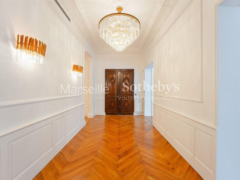 Apartment Marseille 8e - 4 bedrooms - 280m²