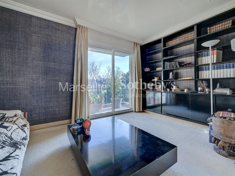 Apartment Marseille 8e - 4 bedrooms - 216m²