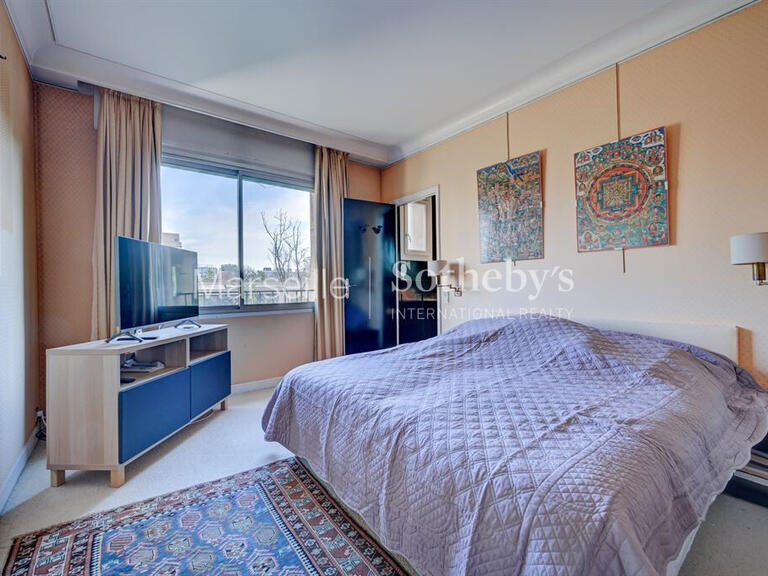 Apartment Marseille 8e - 4 bedrooms - 216m²