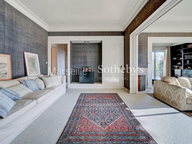 Apartment Marseille 8e - 4 bedrooms - 216m²