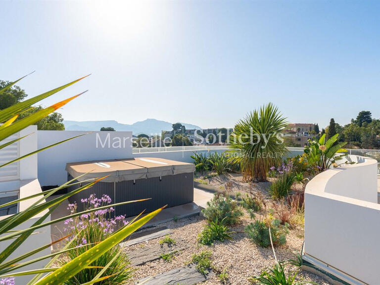 Apartment Marseille 8e - 4 bedrooms - 186m²