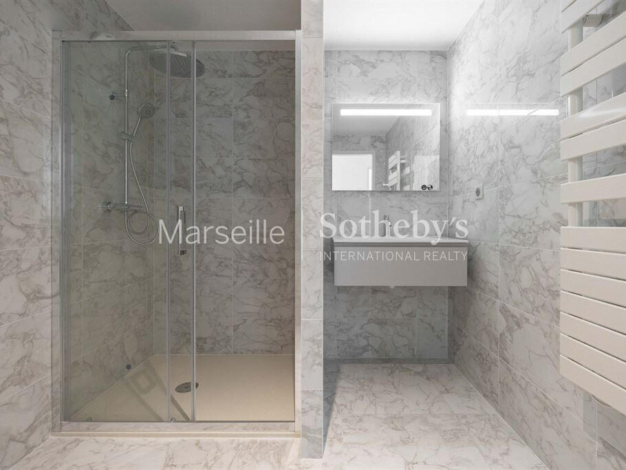 Apartment Marseille 8e