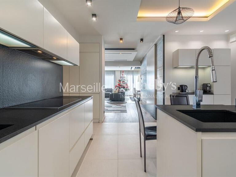 Appartement Marseille 8e - 3 chambres - 168m²