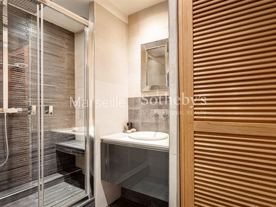 Apartment Marseille 8e