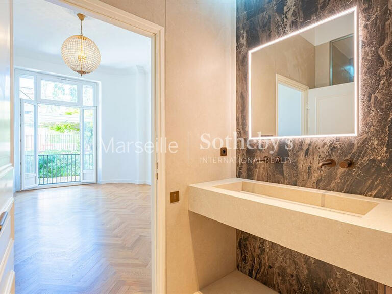 Appartement Marseille 8e - 4 chambres - 280m²