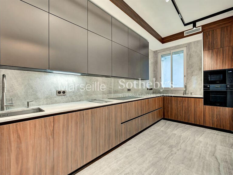 Appartement Marseille 8e - 3 chambres - 143m²