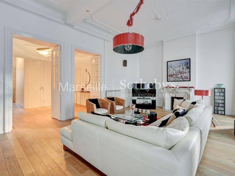 Apartment Marseille 8e - 3 bedrooms - 187m²