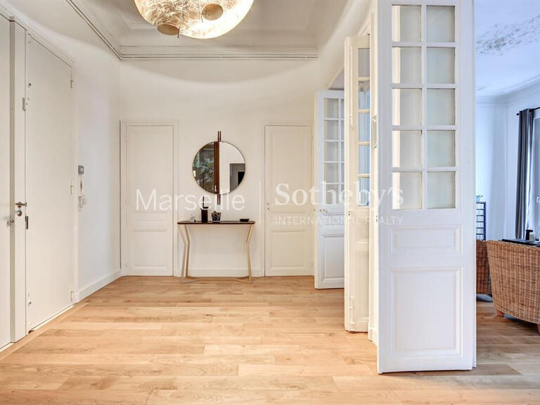 Apartment Marseille 8e - 3 bedrooms - 187m²