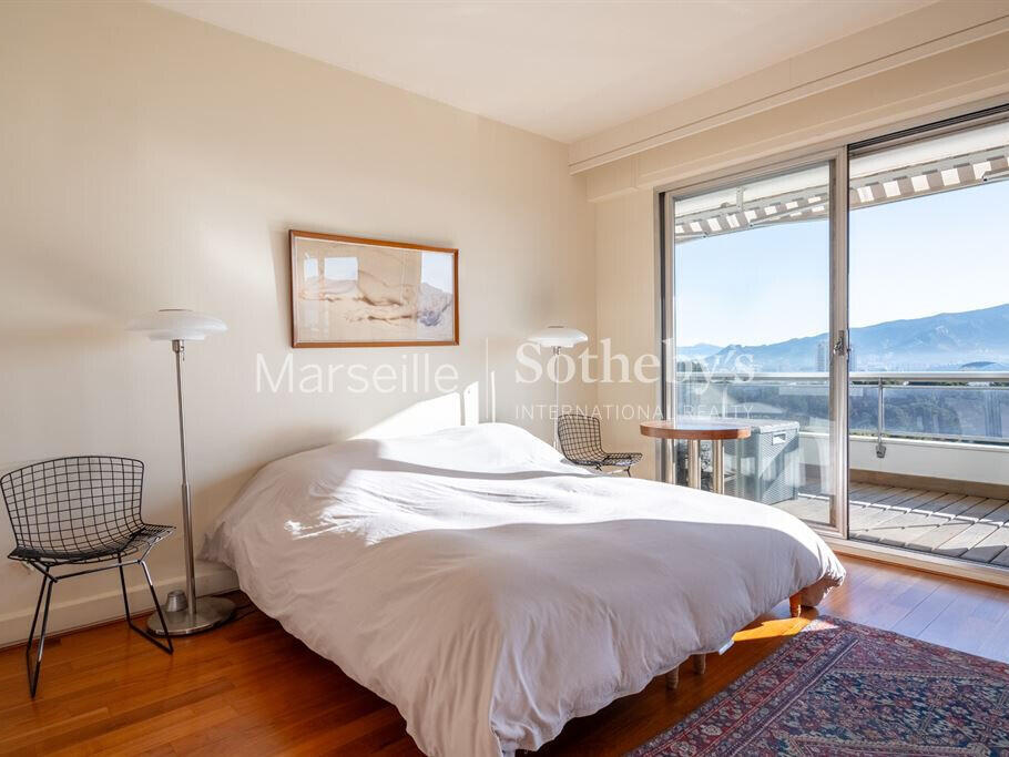 Apartment Marseille 8e