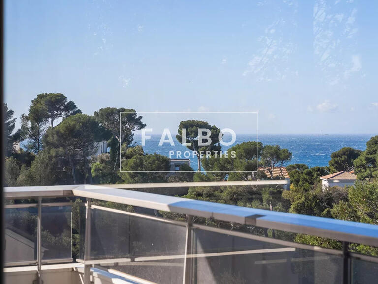 Apartment Marseille 8e - 3 bedrooms - 324m²