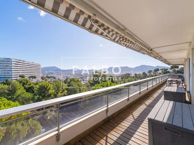 Apartment Marseille 8e - 3 bedrooms - 324m²