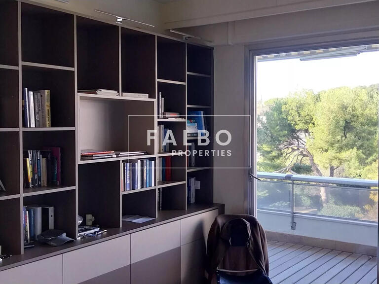 Appartement Marseille 8e - 3 chambres - 324m²