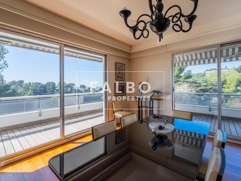 Apartment Marseille 8e - 3 bedrooms - 324m²