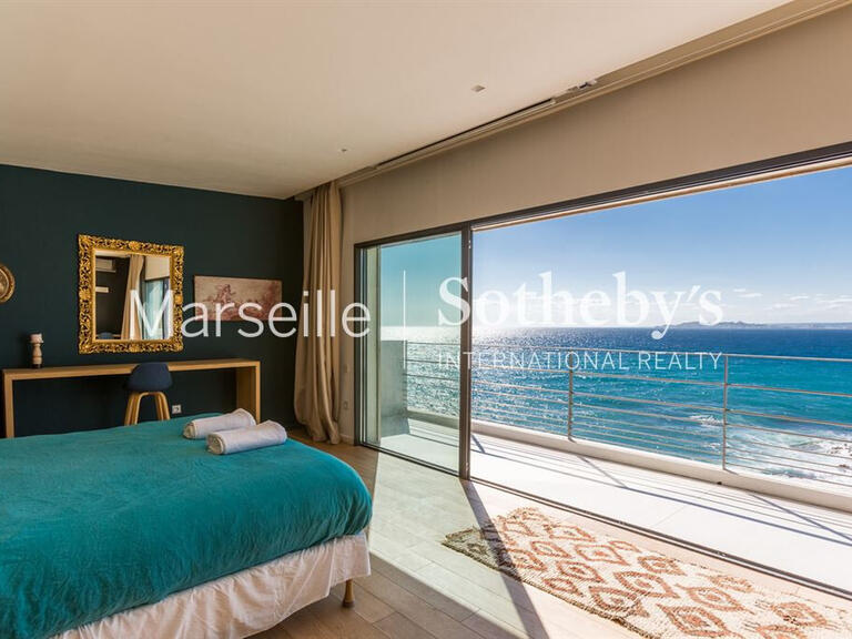 Maison Marseille 8e - 3 chambres - 225m²