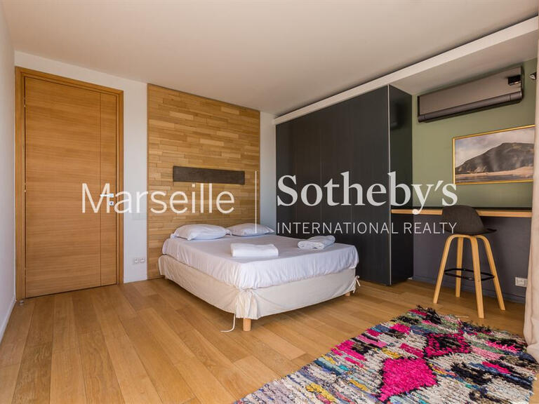 Maison Marseille 8e - 3 chambres - 225m²