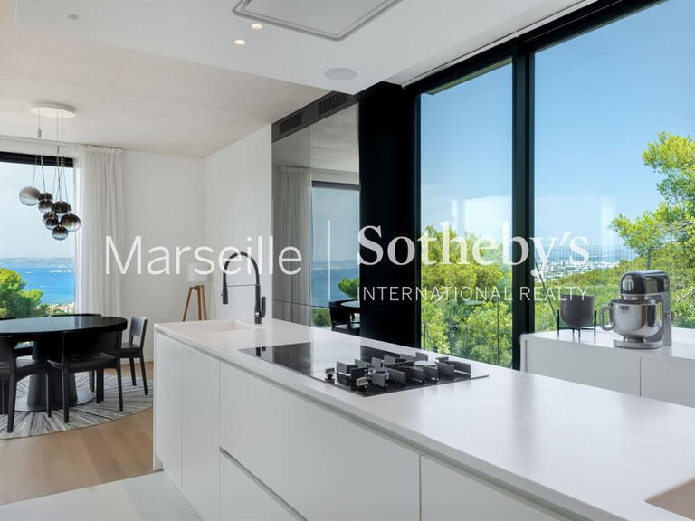 House Marseille 8e - 5 bedrooms - 210m²