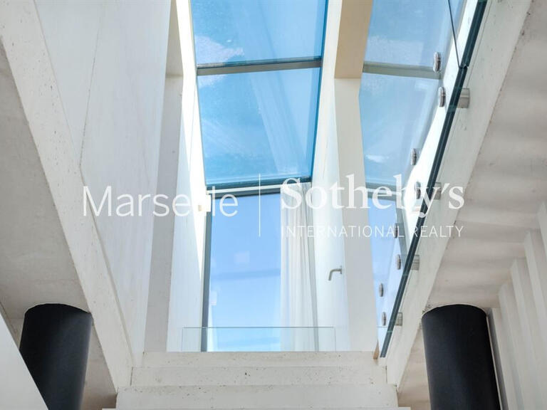 Maison Marseille 8e - 5 chambres - 210m²