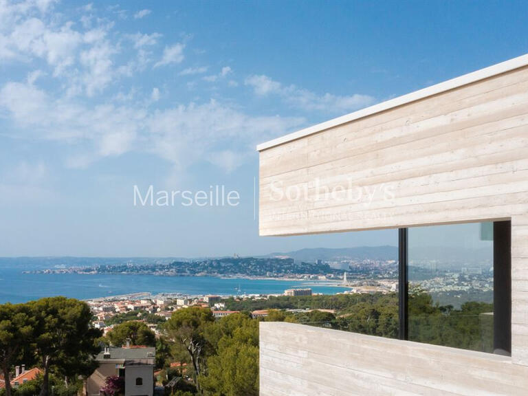 Maison Marseille 8e - 5 chambres - 210m²