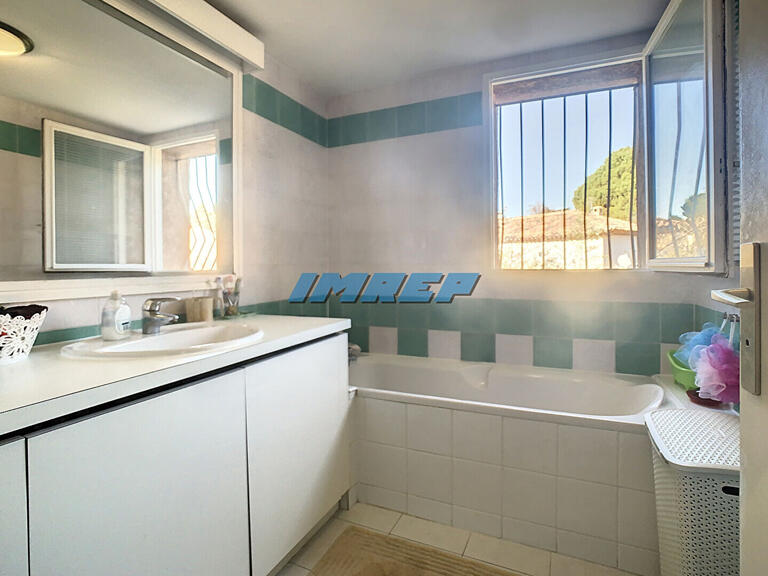 Apartment Marseille 9e - 4 bedrooms - 116m²