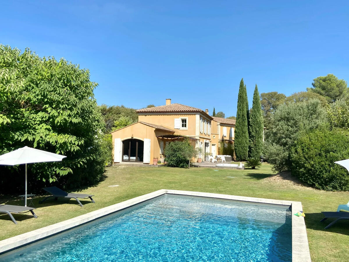 Maison Mas-Blanc-des-Alpilles