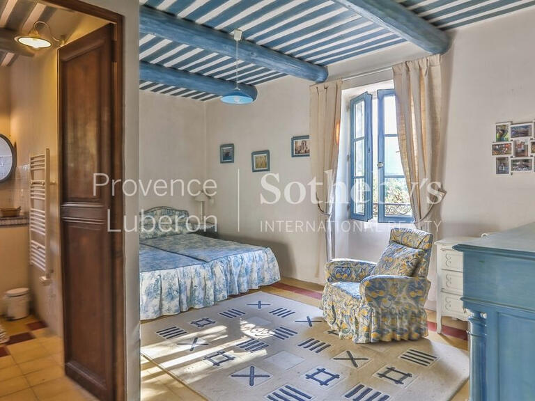 Property Maubec - 7 bedrooms - 350m²