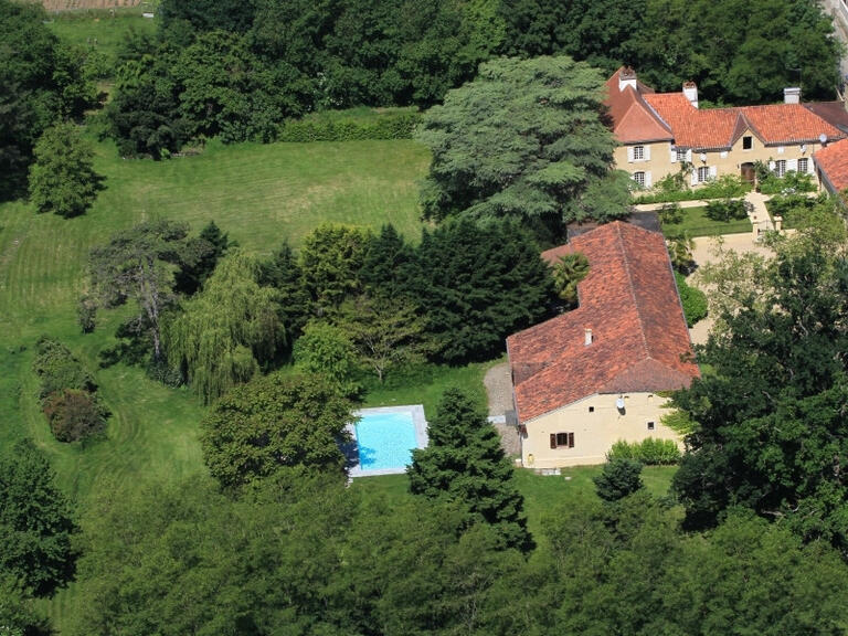 House Maubourguet - 8 bedrooms - 600m²