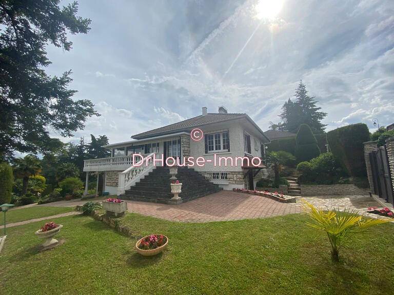 Villa Maurecourt - 4 bedrooms - 250m²