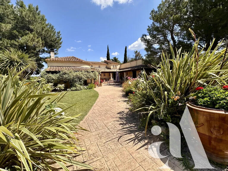 House Maussane-les-Alpilles - 5 bedrooms - 230m²