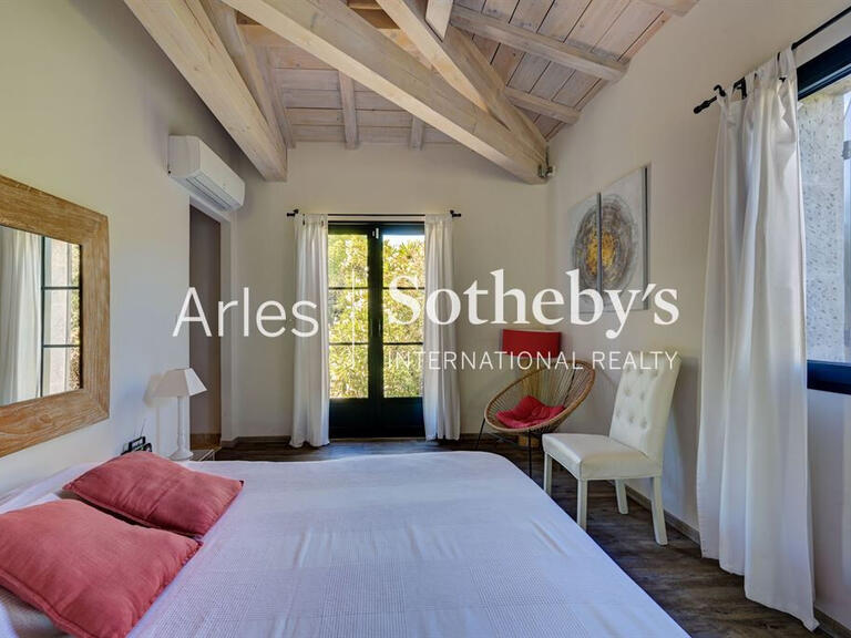 House Maussane-les-Alpilles - 5 bedrooms - 280m²