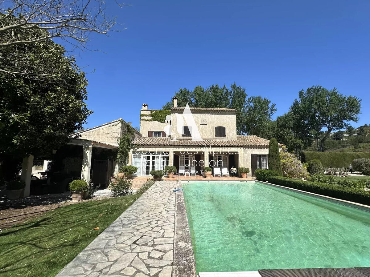 House Maussane-les-Alpilles