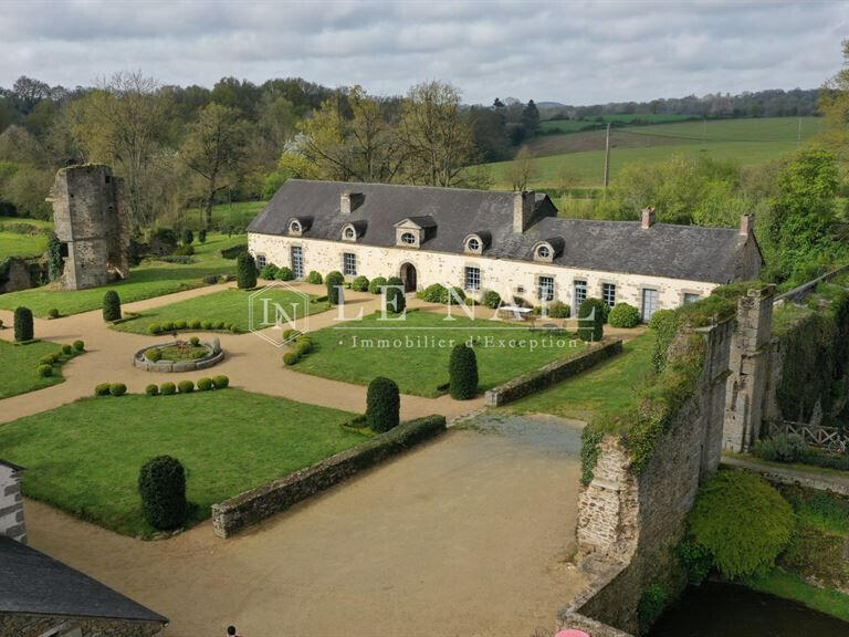 Sale Manor Mayenne