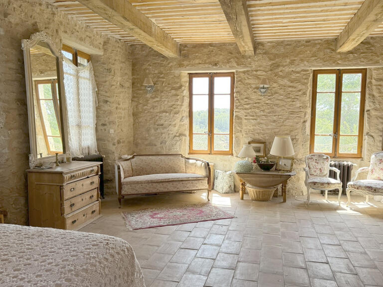 Maison Mazan - 6 chambres - 410m²