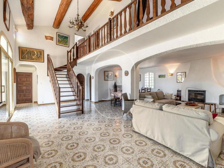 Villa Mazan - 4 bedrooms - 213m²