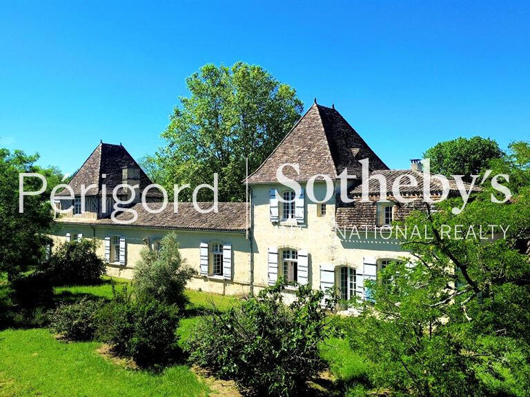 Property Ménesplet - 600m²