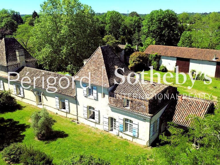 Property Ménesplet - 600m²