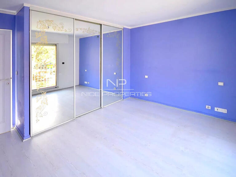 Appartement Menton - 2 chambres - 73m²