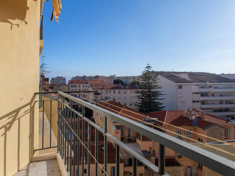 Appartement Menton - 2 chambres - 104m²