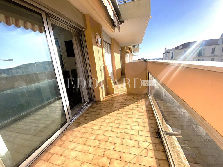 Appartement Menton - 2 chambres - 72m²