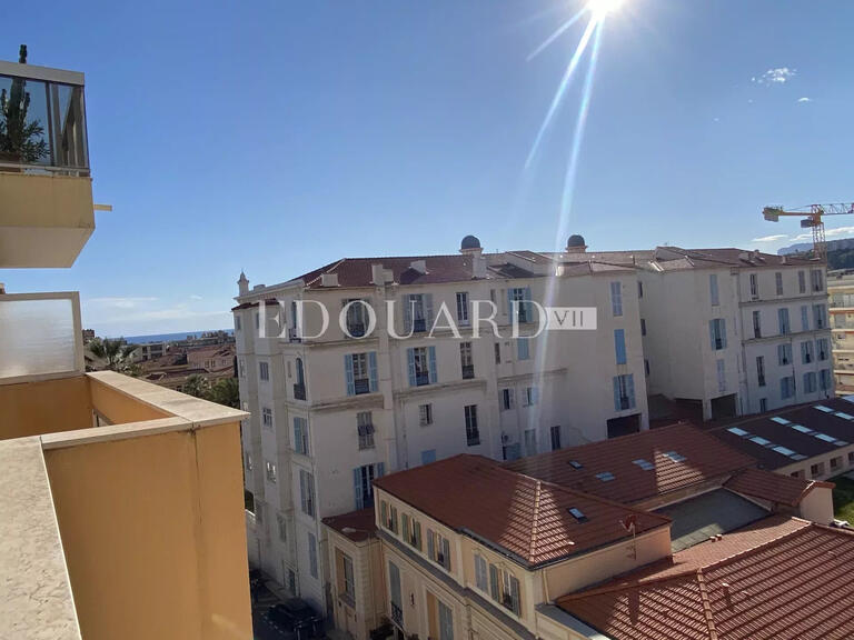 Appartement Menton - 2 chambres - 66m²