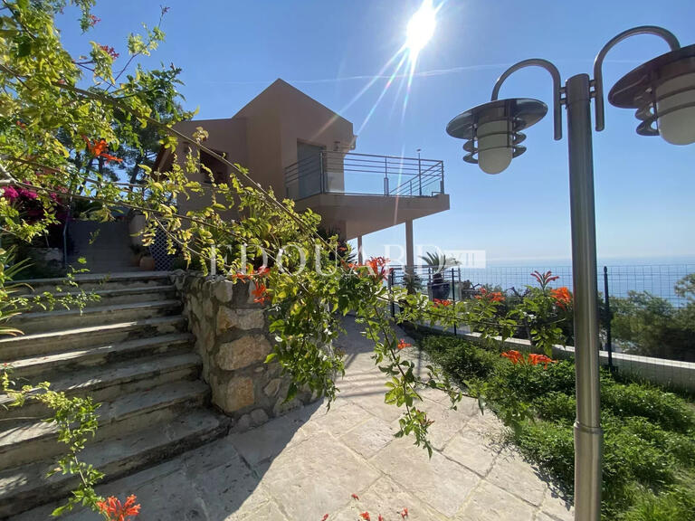 Villa Menton - 4 bedrooms - 150m²