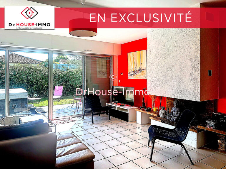 Villa Mérignac - 4 bedrooms - 190m²