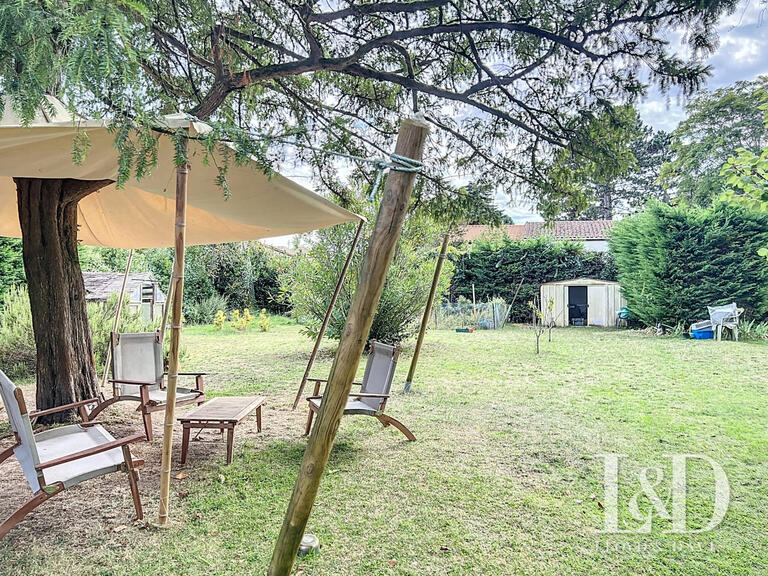 Maison Meschers-sur-Gironde - 4 chambres - 244m²