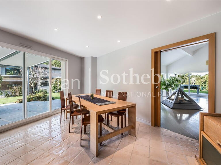 Maison Messery - 4 chambres - 283m²