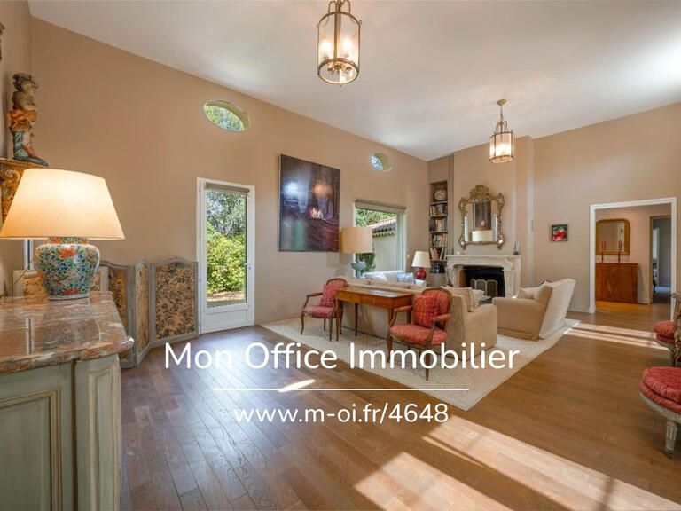 Maison Meyreuil - 6 chambres - 250m²