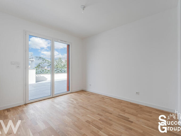 Appartement Meyzieu - 4 chambres - 118m²