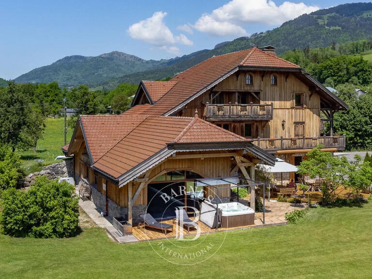 Chalet Mieussy - 5 chambres - 615m²