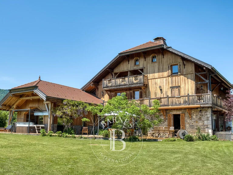 Chalet Mieussy - 5 chambres - 615m²