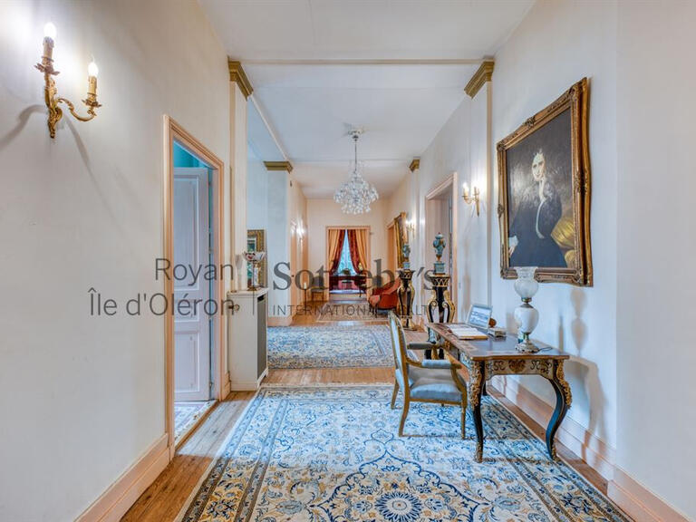 Vente Château Mirambeau - 9 chambres