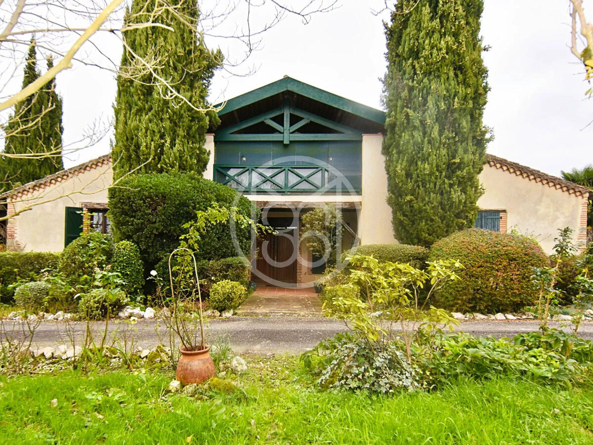 Property Moissac