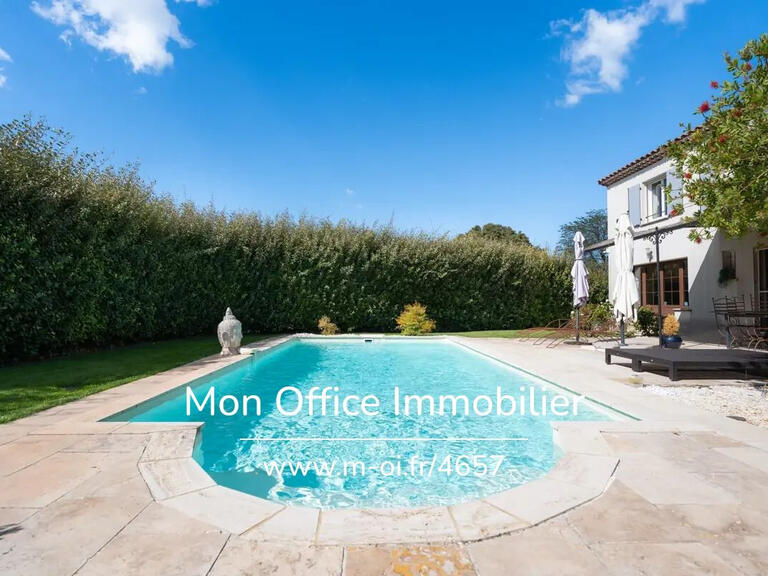 Villa Mollégès - 3 chambres - 142m²